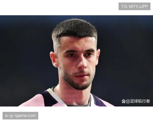 埃斯帕尼奥尔中场硬度再升级，球队防线稳固性持续提升状态明显